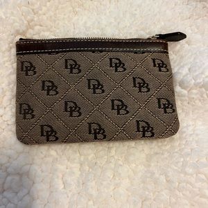 Dooney & Bourke change purse